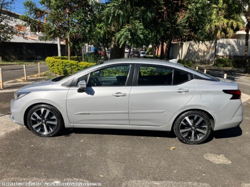 Nissan VERSA EXCLUSIVE AUTOM�TICO 2021/2022